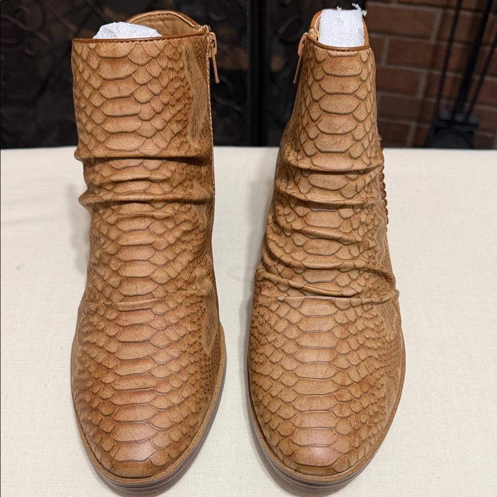 BareTraps Auburn Miesha Tan Snakeskin-Embossed Ruching Ankle Booties, Size 9.5.